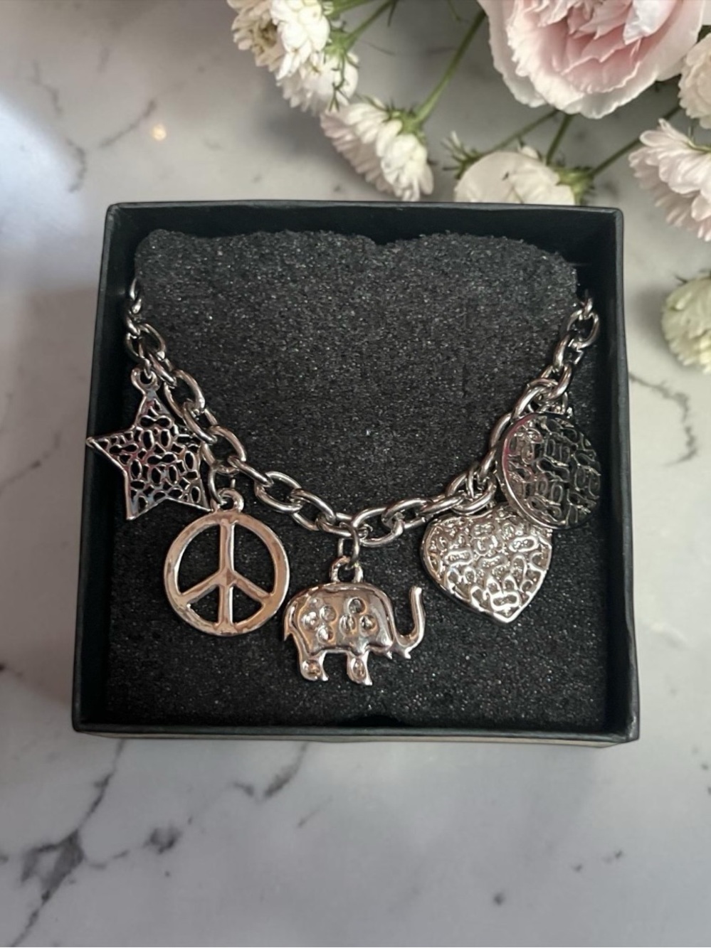 Coach Vintage Silver Bracelet with Heart, Peace, Star & Elephant Charm NWOT - Picture 2 of 6